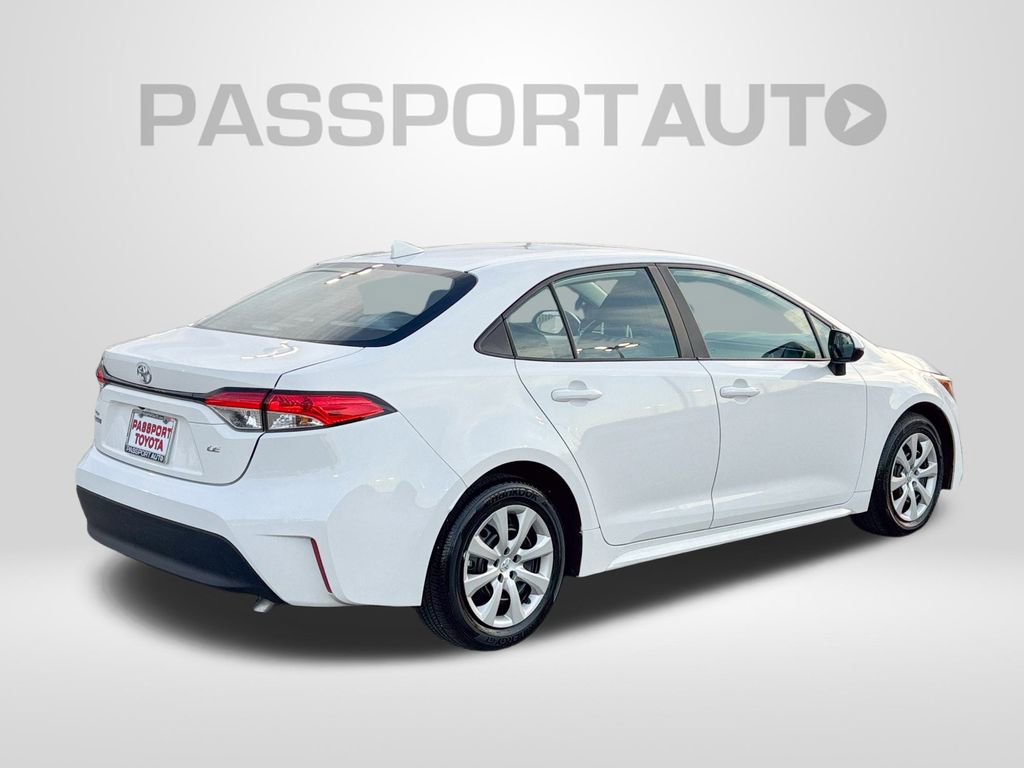 Used 2024 Toyota Corolla LE image 7
