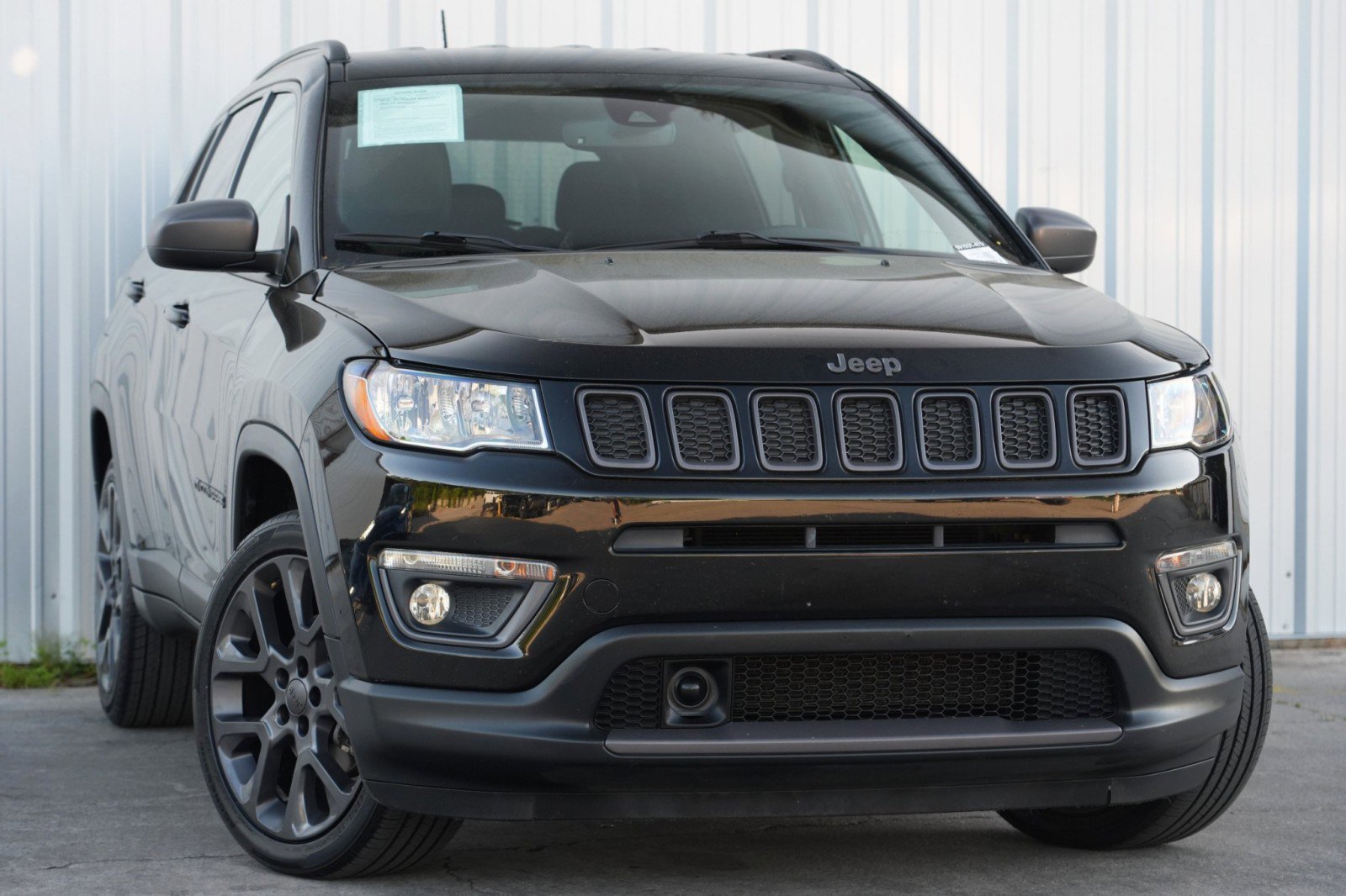 Used 2021 Jeep Compass Latitude w/ Driver Assistance Group image 2