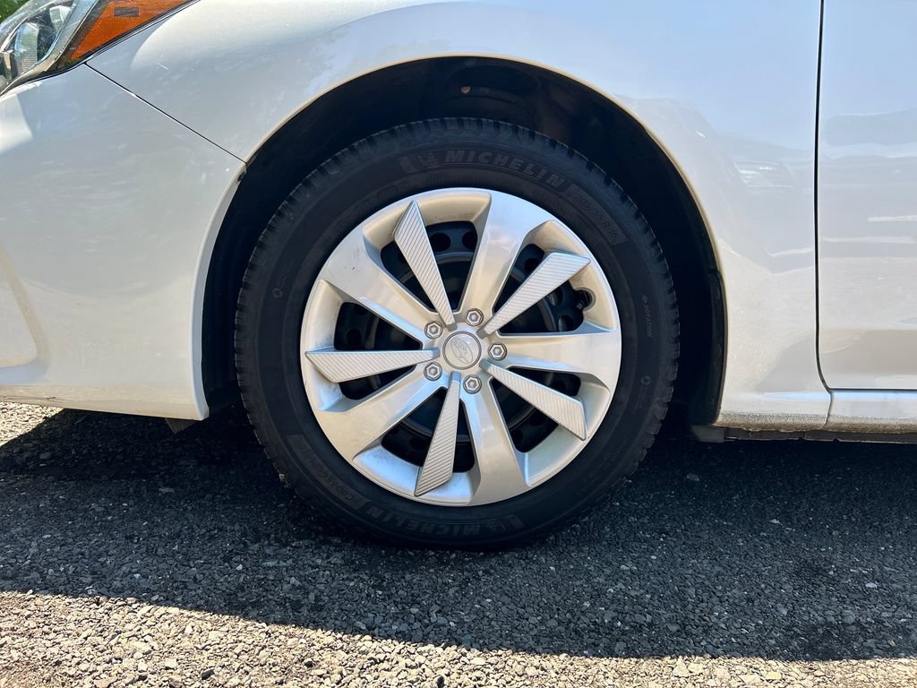 Used 2017 Subaru Impreza 2.0i AWD/4WD image 18