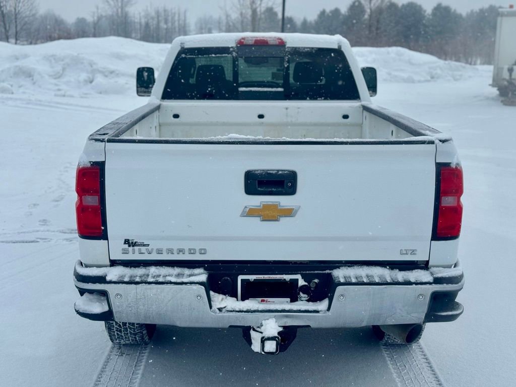 Used 2015 Chevrolet Silverado 2500 LTZ image 4