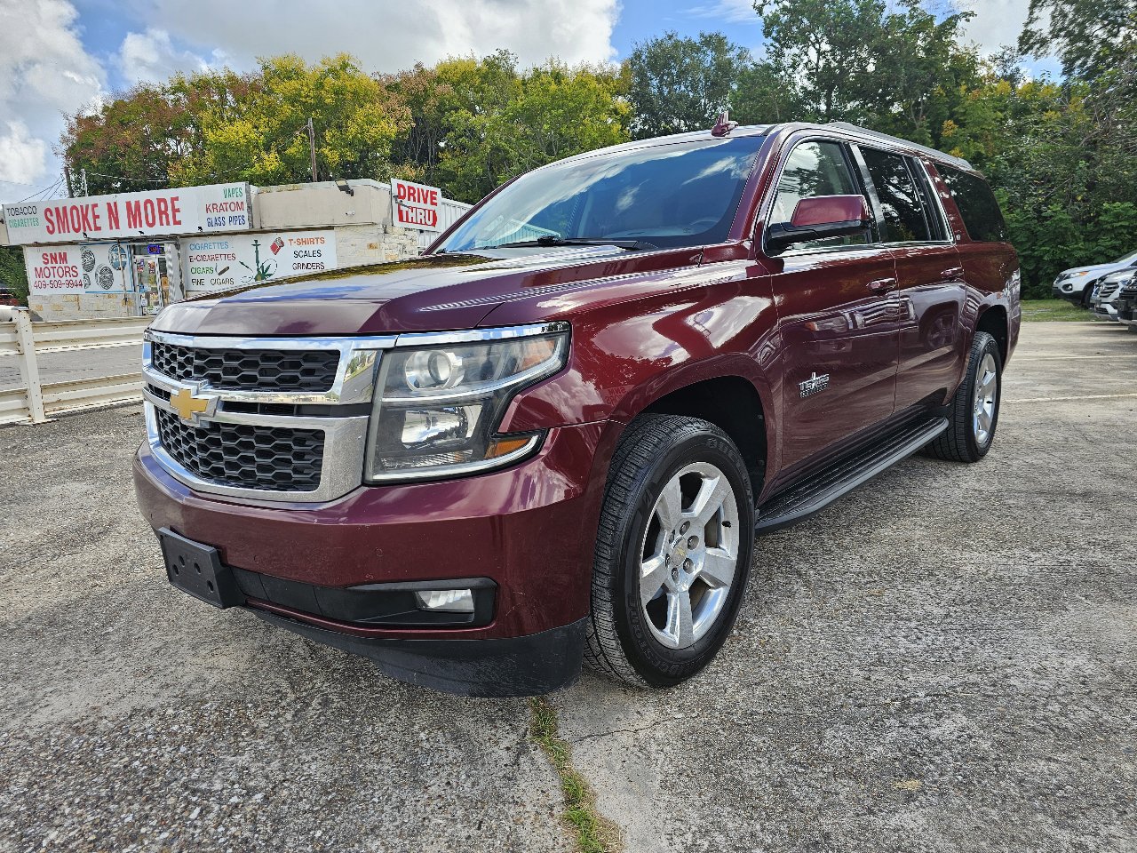 Used 2016 Chevrolet Suburban LT w/ Texas Edition Package RWD image 4