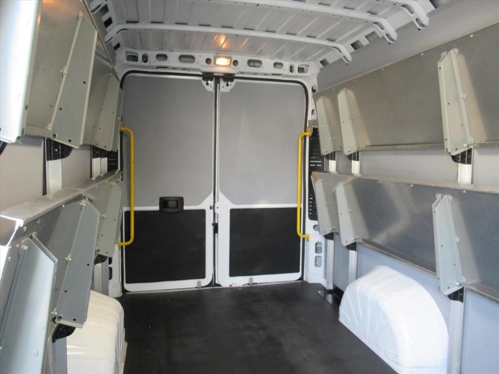 Used 2023 RAM ProMaster 3500 w/ Driver Convenience Group FWD image 13