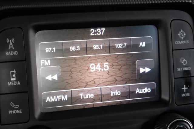 Used 2020 Jeep Wrangler Sport AWD/4WD image 23