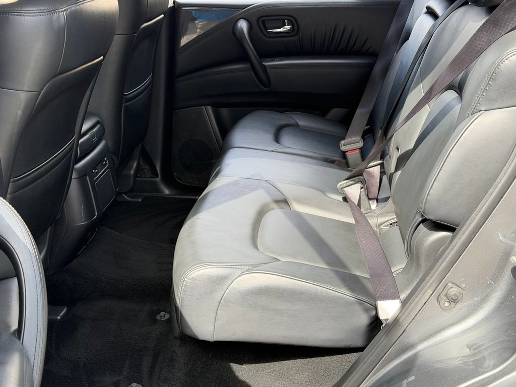 Used 2024 Nissan Armada SV AWD/4WD image 19