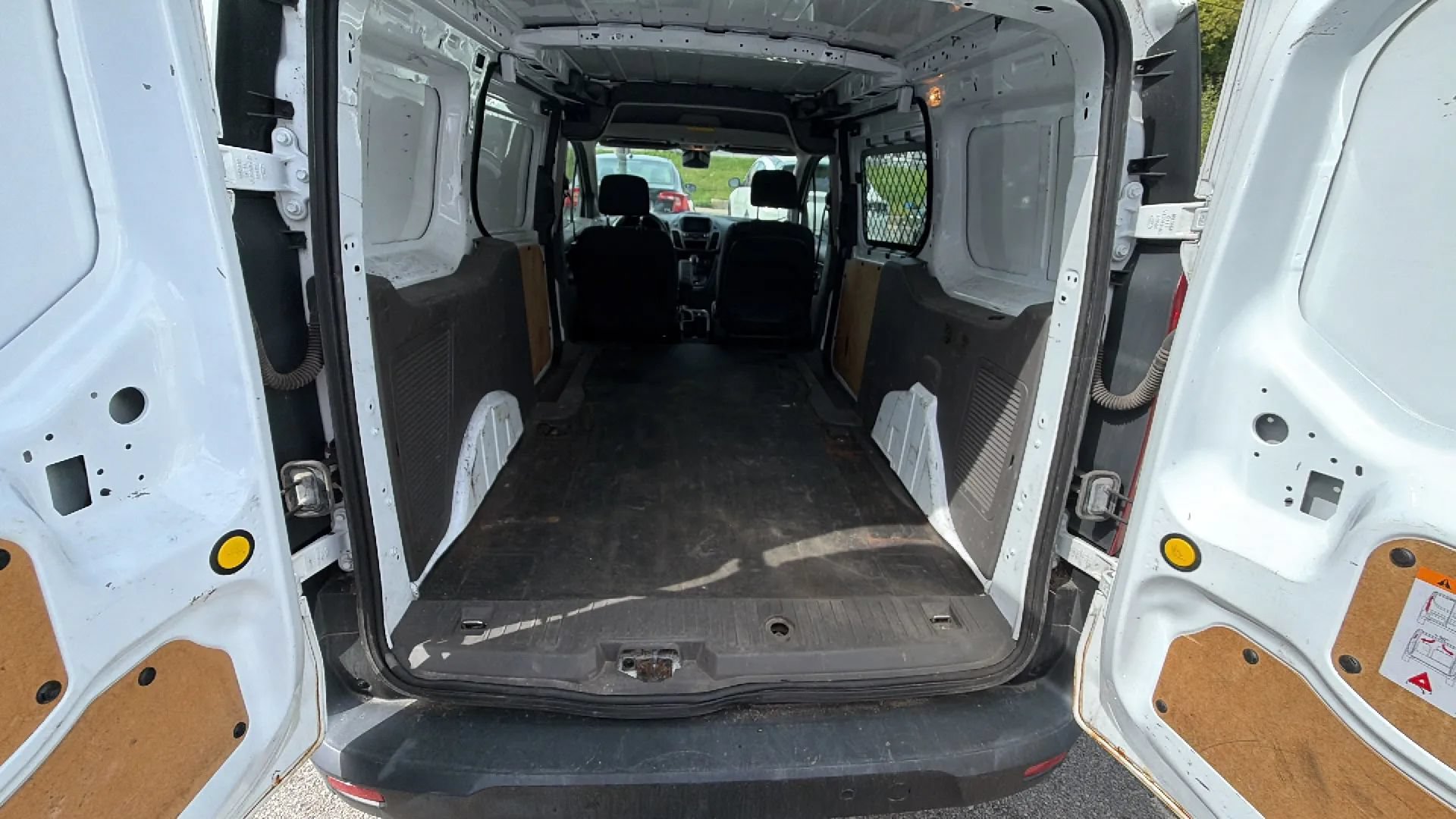 Used 2019 Ford Transit Connect XL FWD image 14