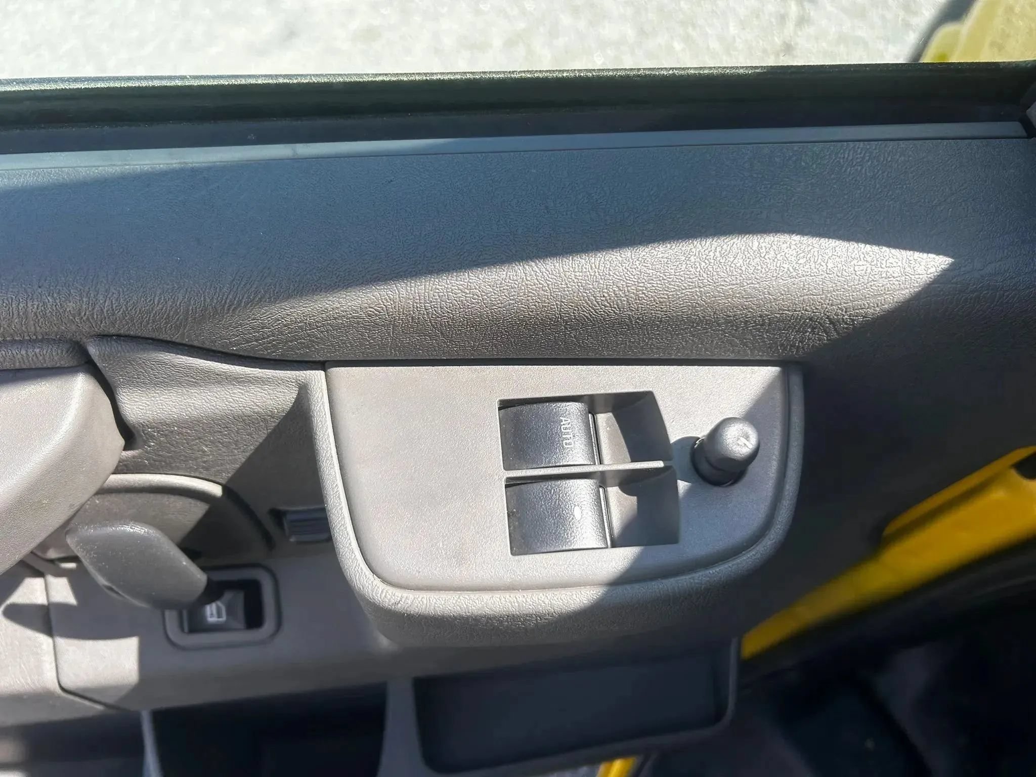 Used 2023 Chevrolet Express 2500 RWD image 16