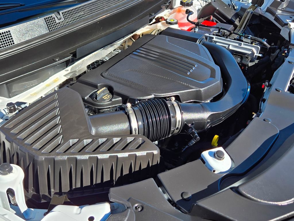 Used 2024 GMC Acadia Elevation image 15