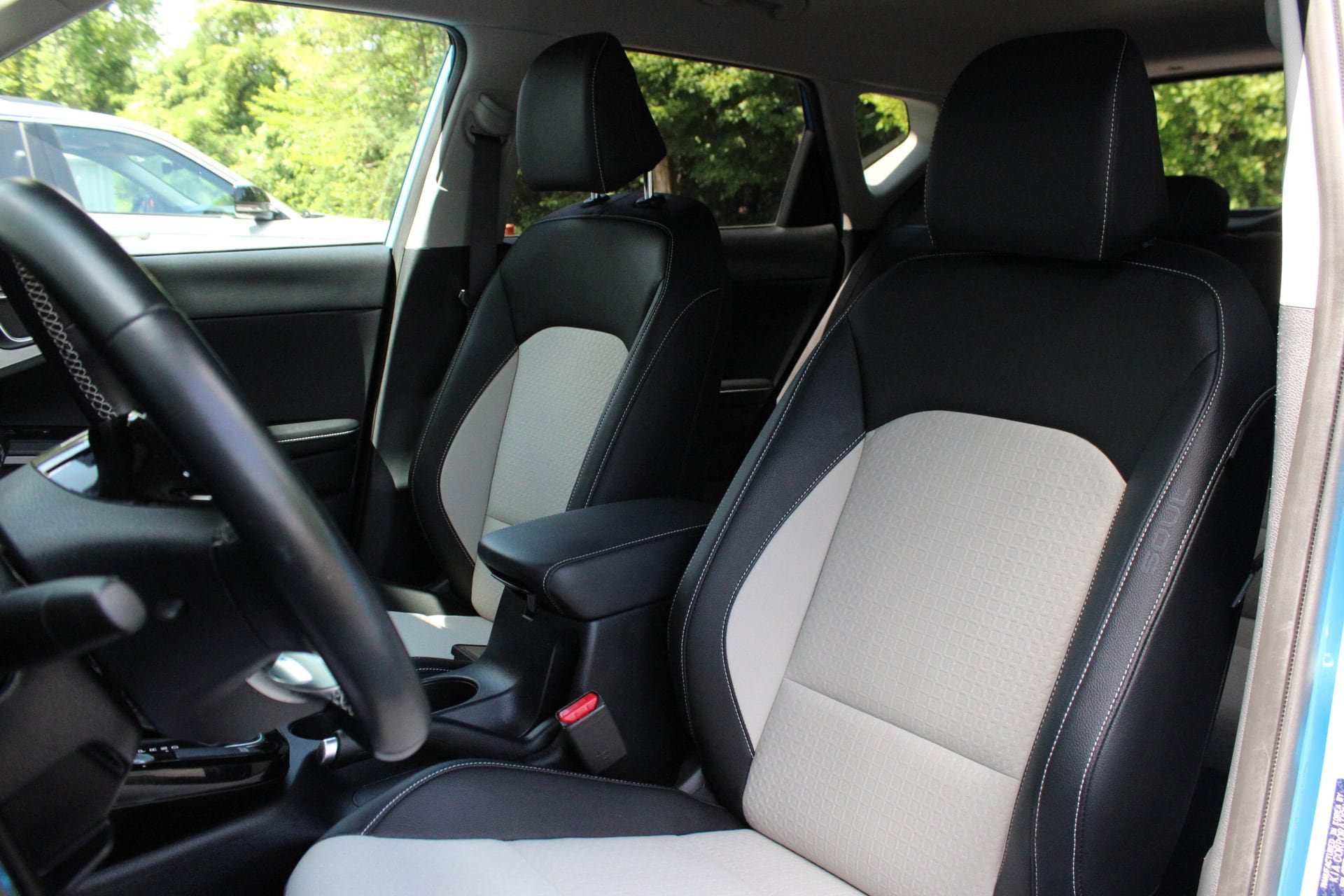 Used 2023 Kia Soul GT-Line FWD image 14