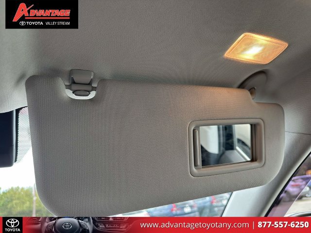 Used 2024 Toyota Grand Highlander AWD image 39