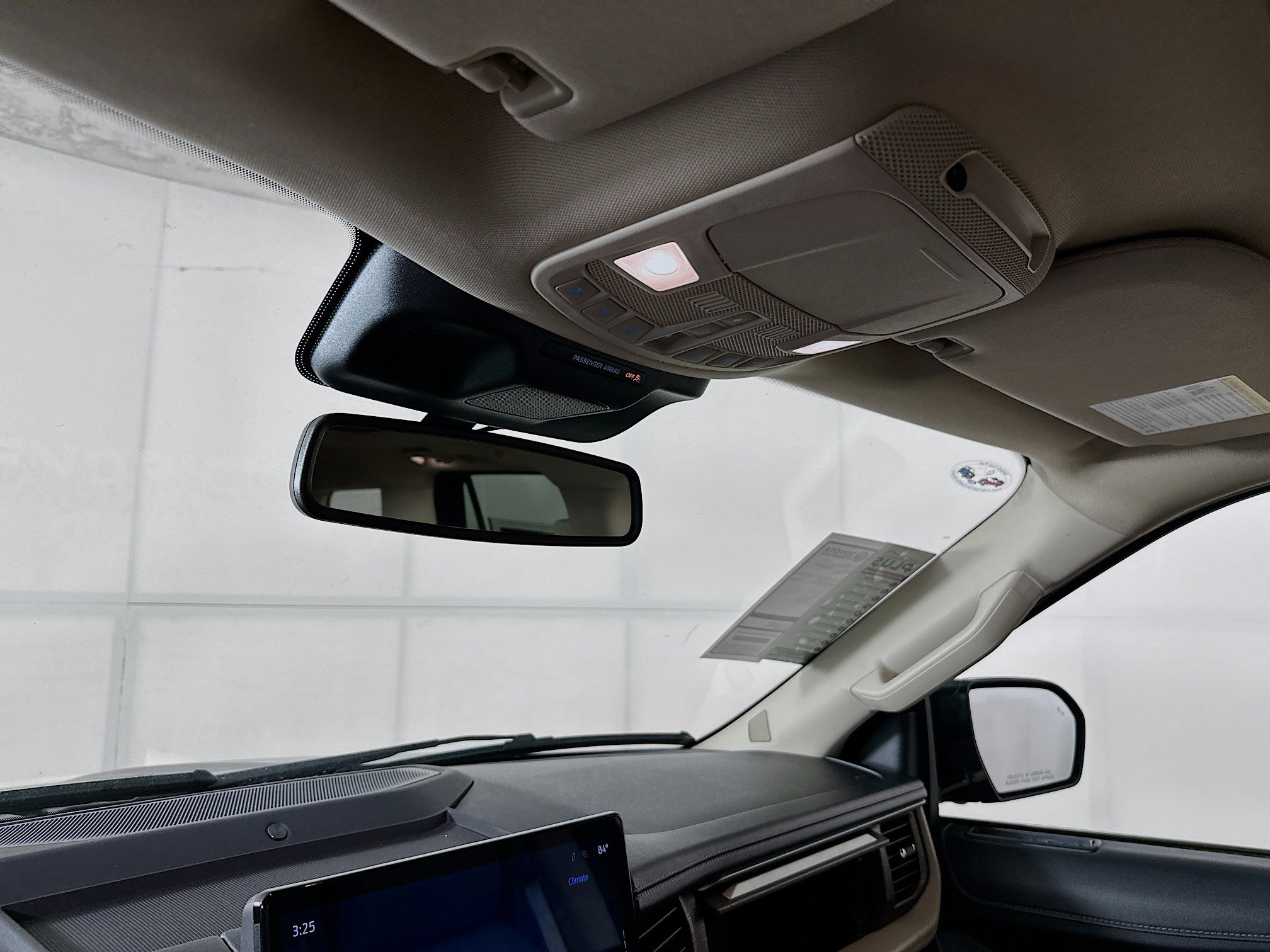 Used 2024 Ford Expedition Limited image 18