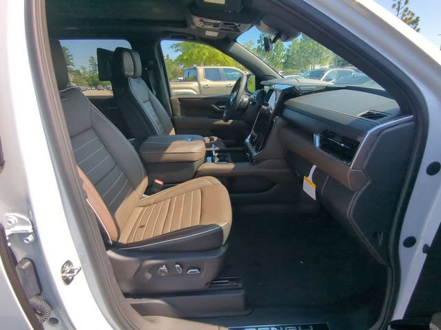 New 2026 GMC Yukon XL Denali Ultimate AWD/4WD image 40