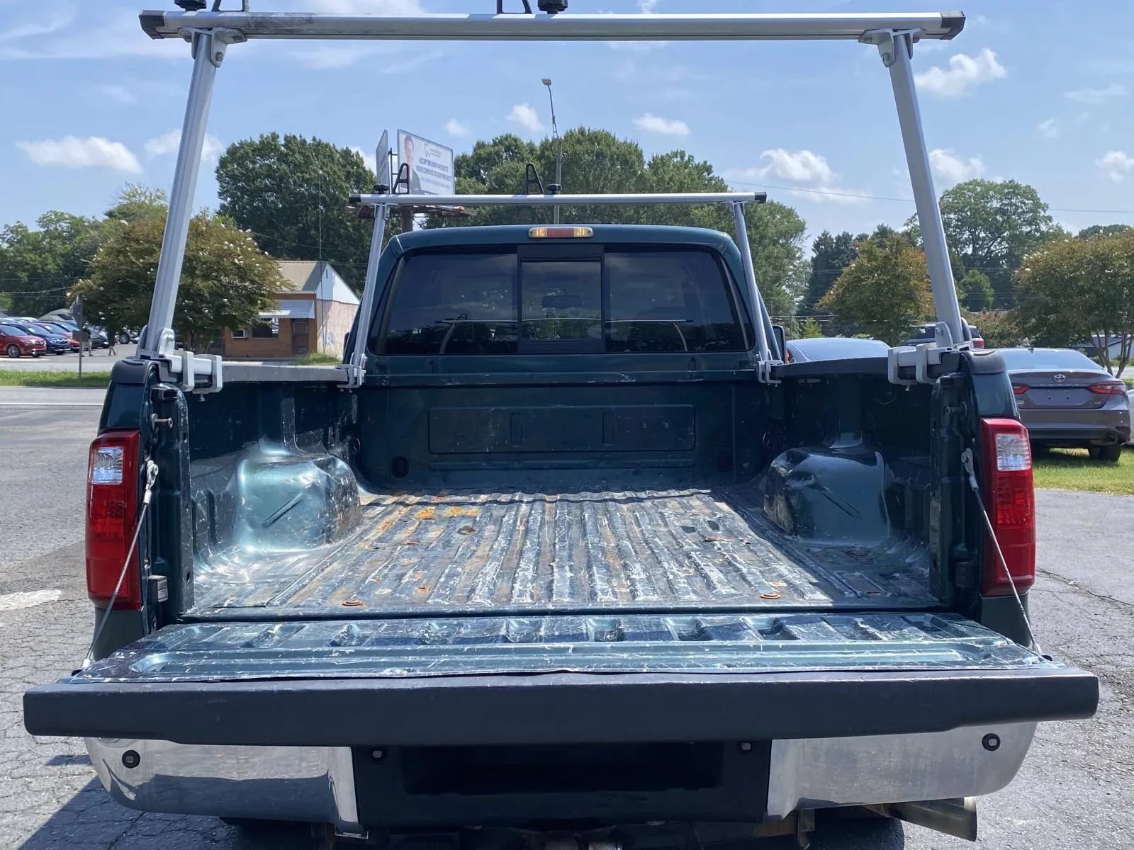 Used 2008 Ford F350 Lariat RWD image 9