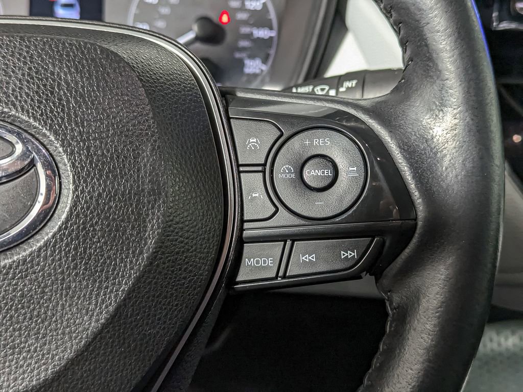 Used 2024 Toyota Corolla SE image 31