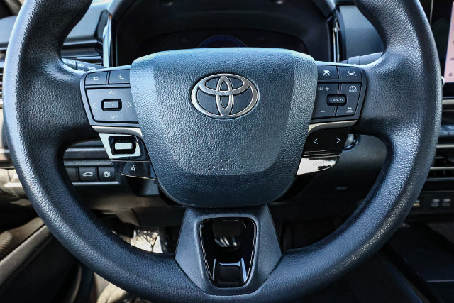 Used 2025 Toyota Camry LE FWD image 26