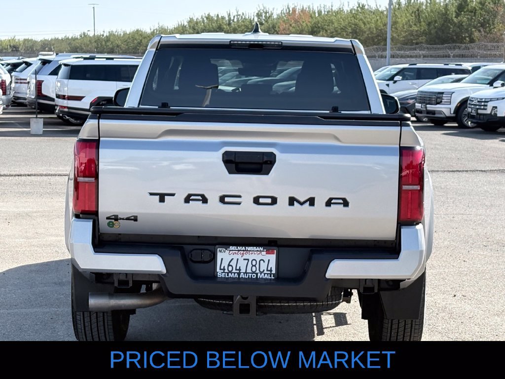 Used 2024 Toyota Tacoma TRD Sport AWD/4WD image 6