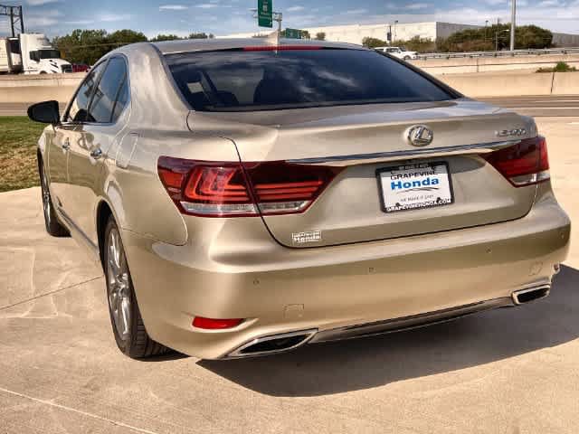 Used 2016 Lexus LS 460 w/ Comfort Package RWD image 5