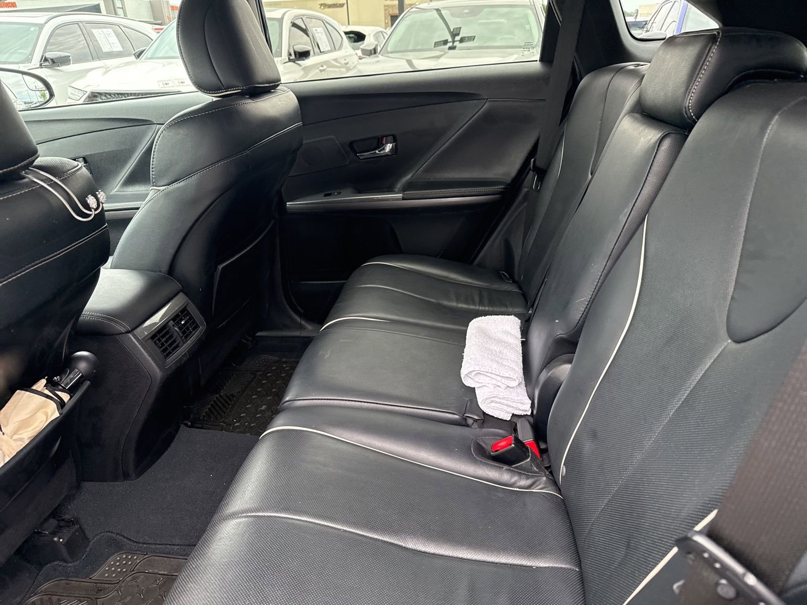 Used 2014 Toyota Venza Limited FWD image 7