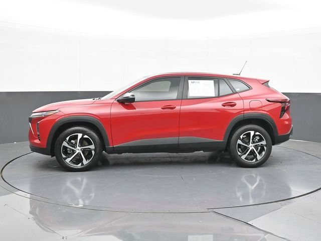 Used 2026 Chevrolet Trax RS FWD image 8