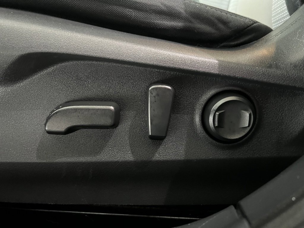 Used 2020 Subaru Outback Premium image 25