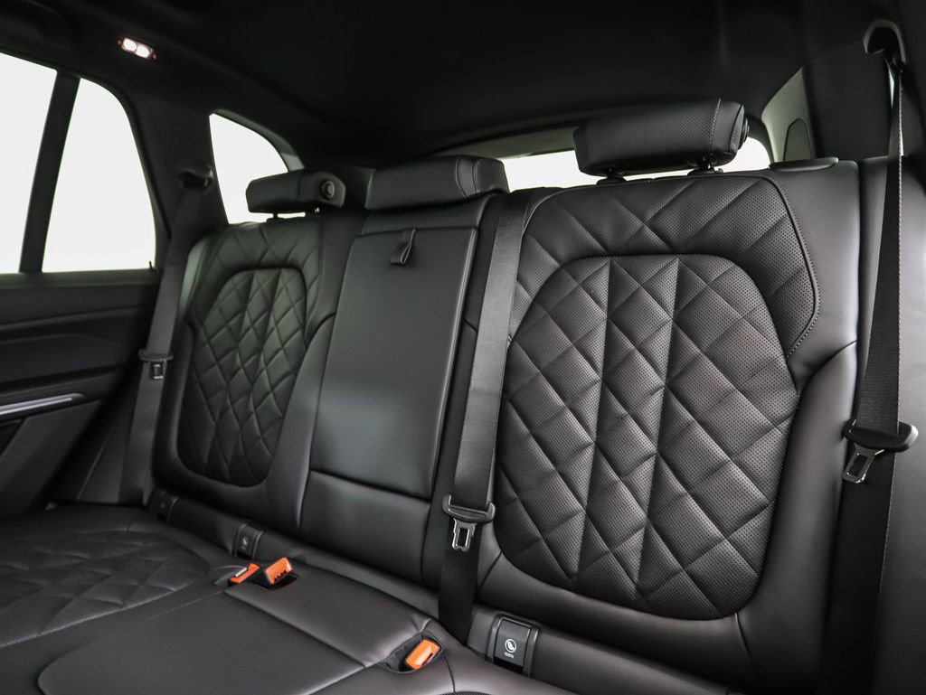 New 2026 BMW X5 xDrive40i w/ M Sport Package image 23