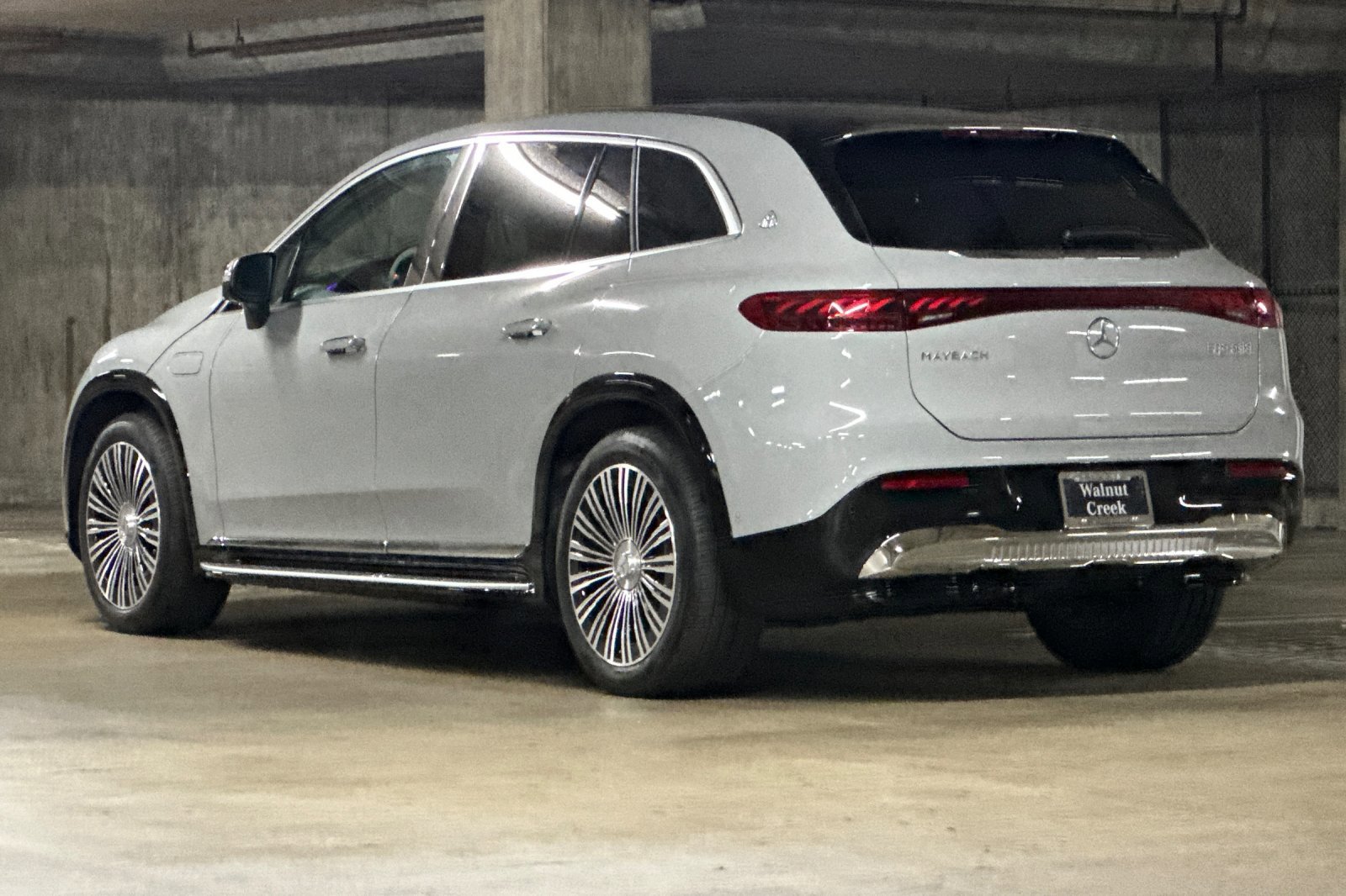 New 2025 Mercedes-Benz Maybach EQS 680 4MATIC image 3