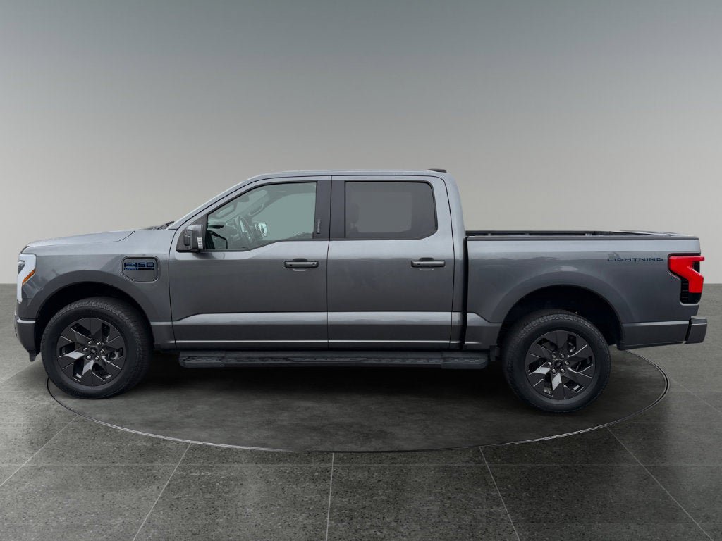 Used 2024 Ford F150 Lightning Lariat AWD/4WD image 5