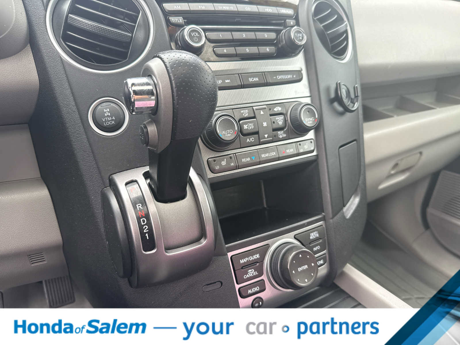 Used 2015 Honda Pilot EX-L image 17