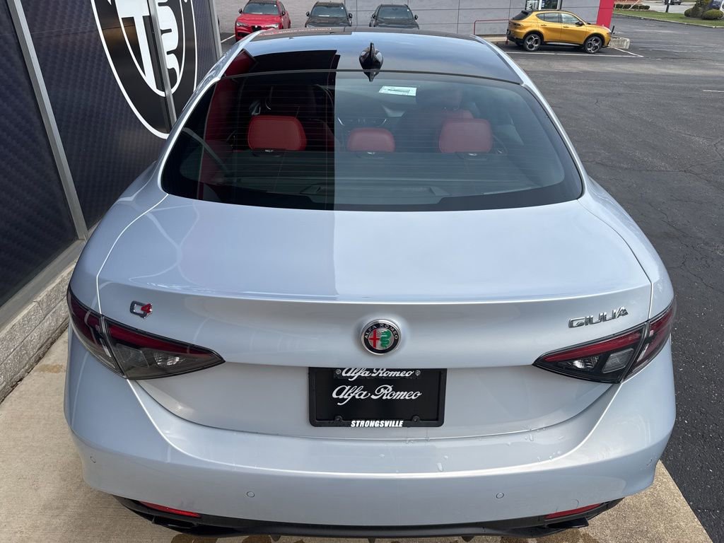 New 2026 Alfa Romeo Giulia AWD image 7