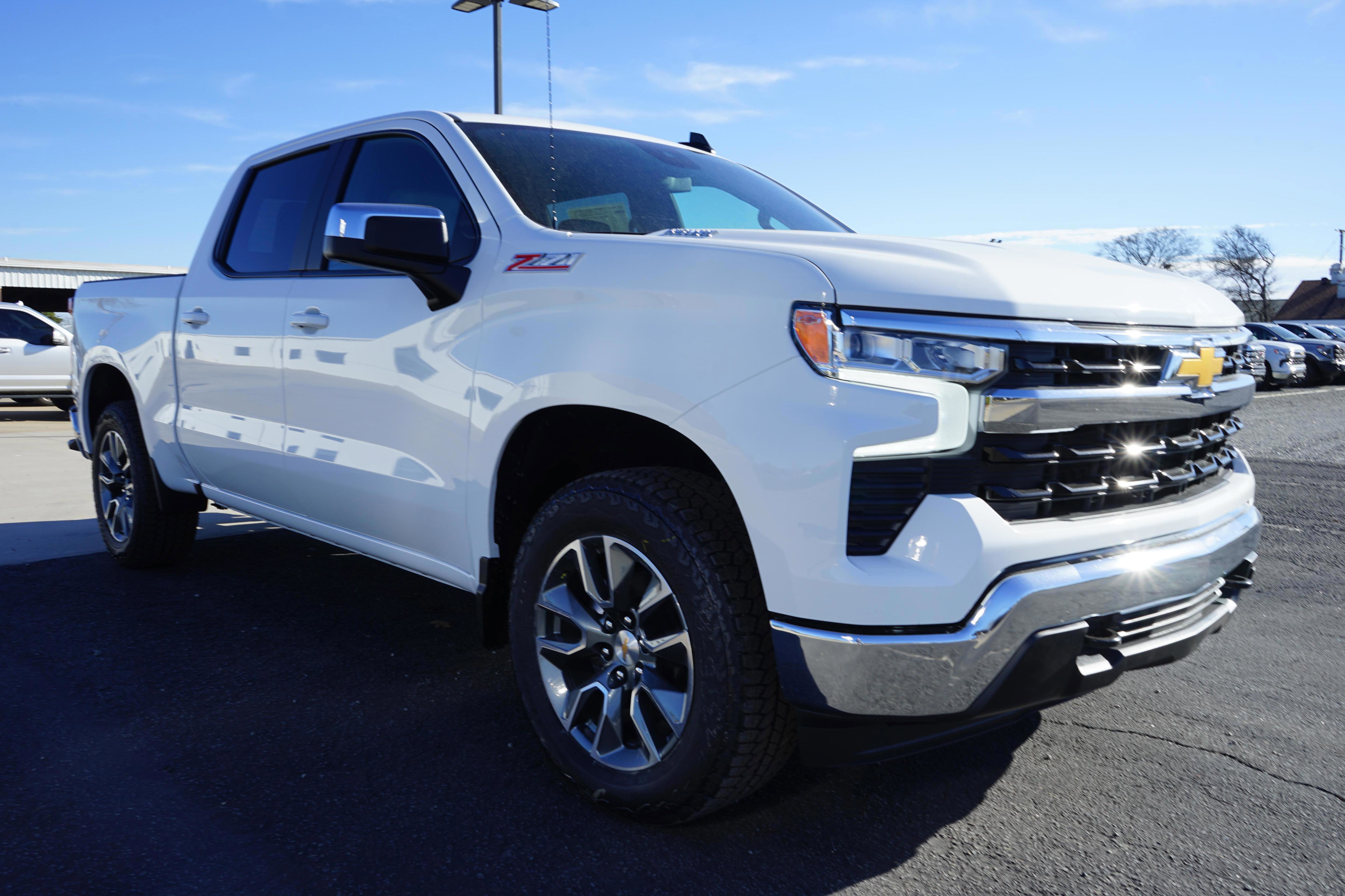 New 2026 Chevrolet Silverado 1500 LT w/ All Star Edition Plus AWD/4WD image 7