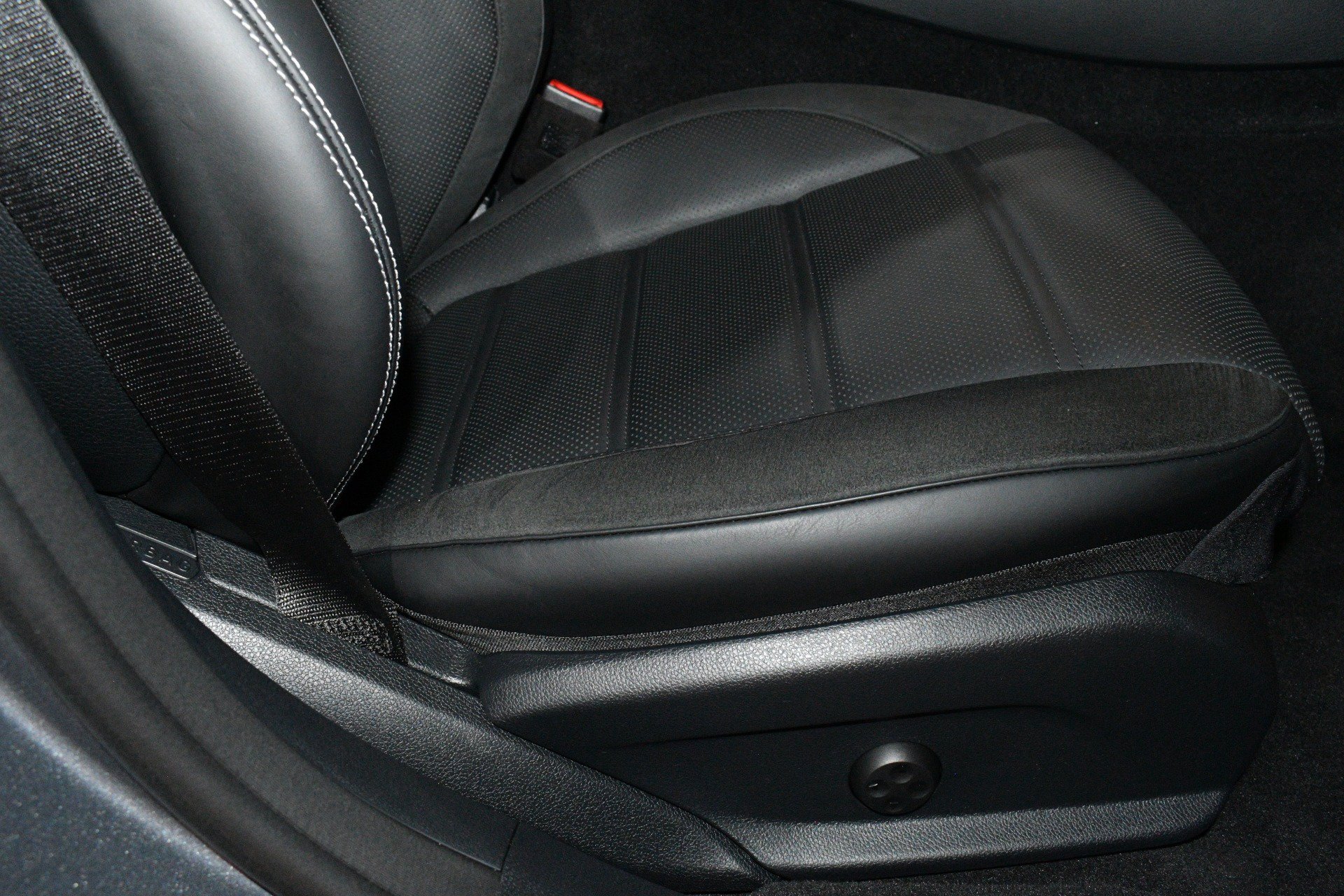 Used 2021 Mercedes-Benz E 53 AMG 4MATIC Sedan image 14