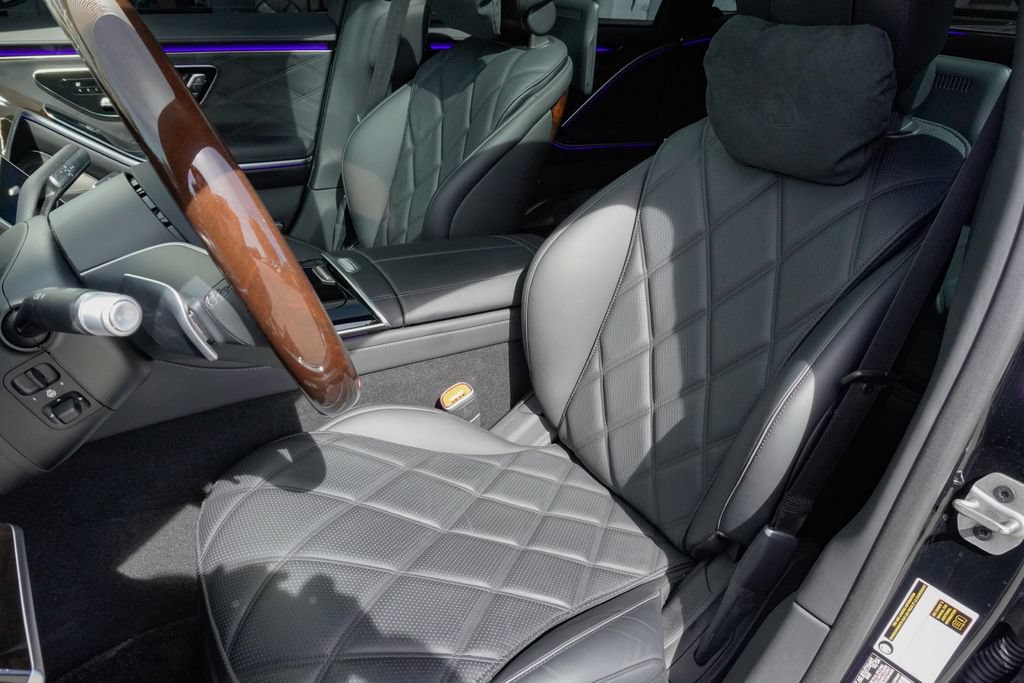 Used 2025 Mercedes-Benz Maybach S 680 4MATIC image 20