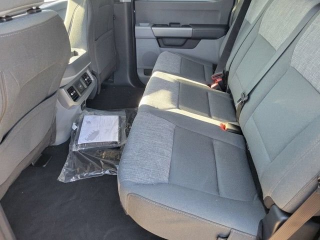 New 2026 Ford F250 XLT w/ FX4 Off-Road Package AWD/4WD image 10