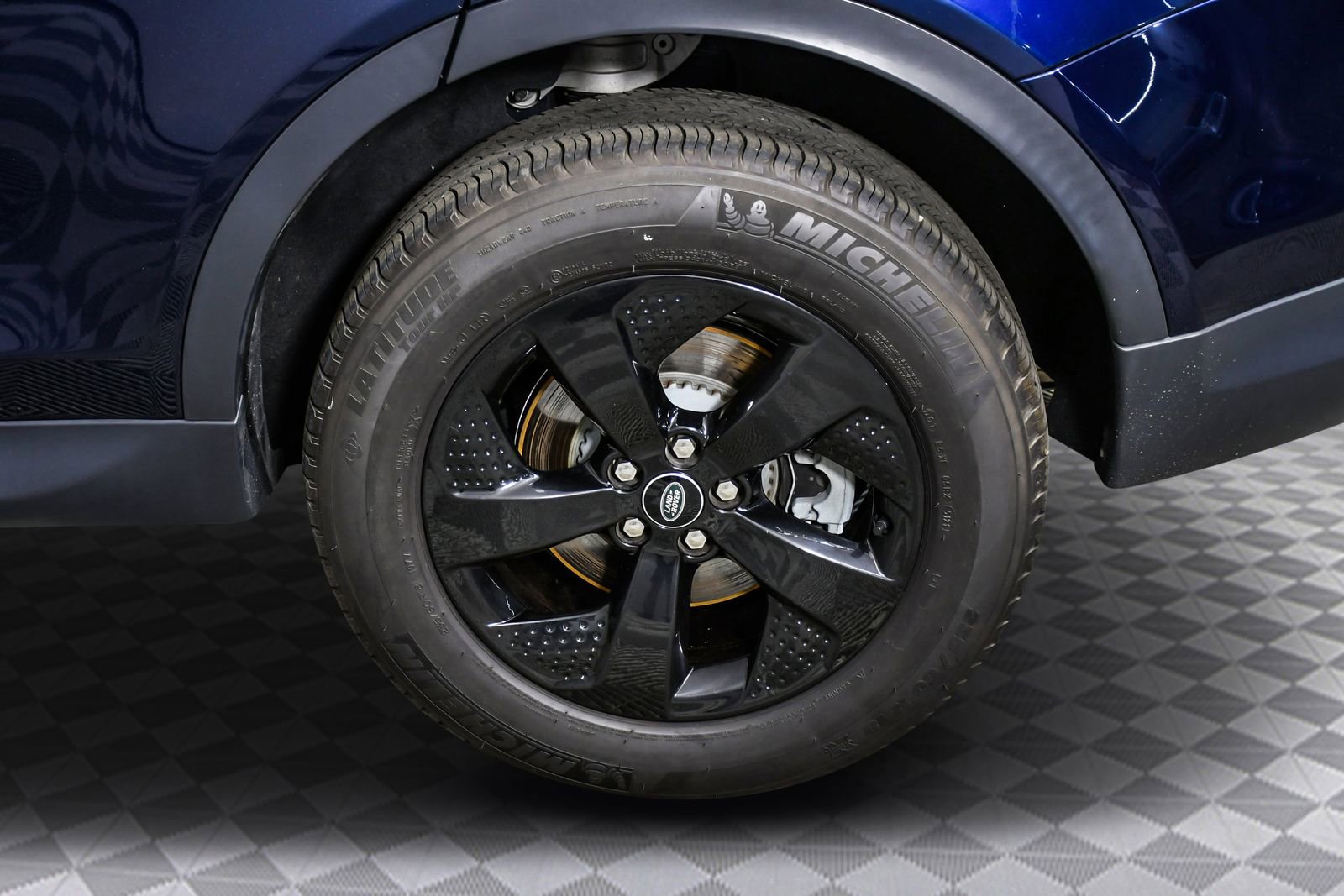 Used 2023 Land Rover Discovery Sport S image 28