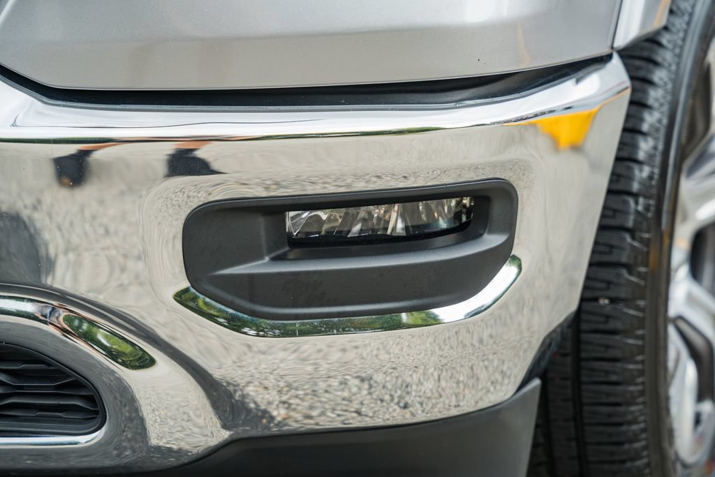 Used 2022 RAM 1500 Laramie AWD/4WD image 14