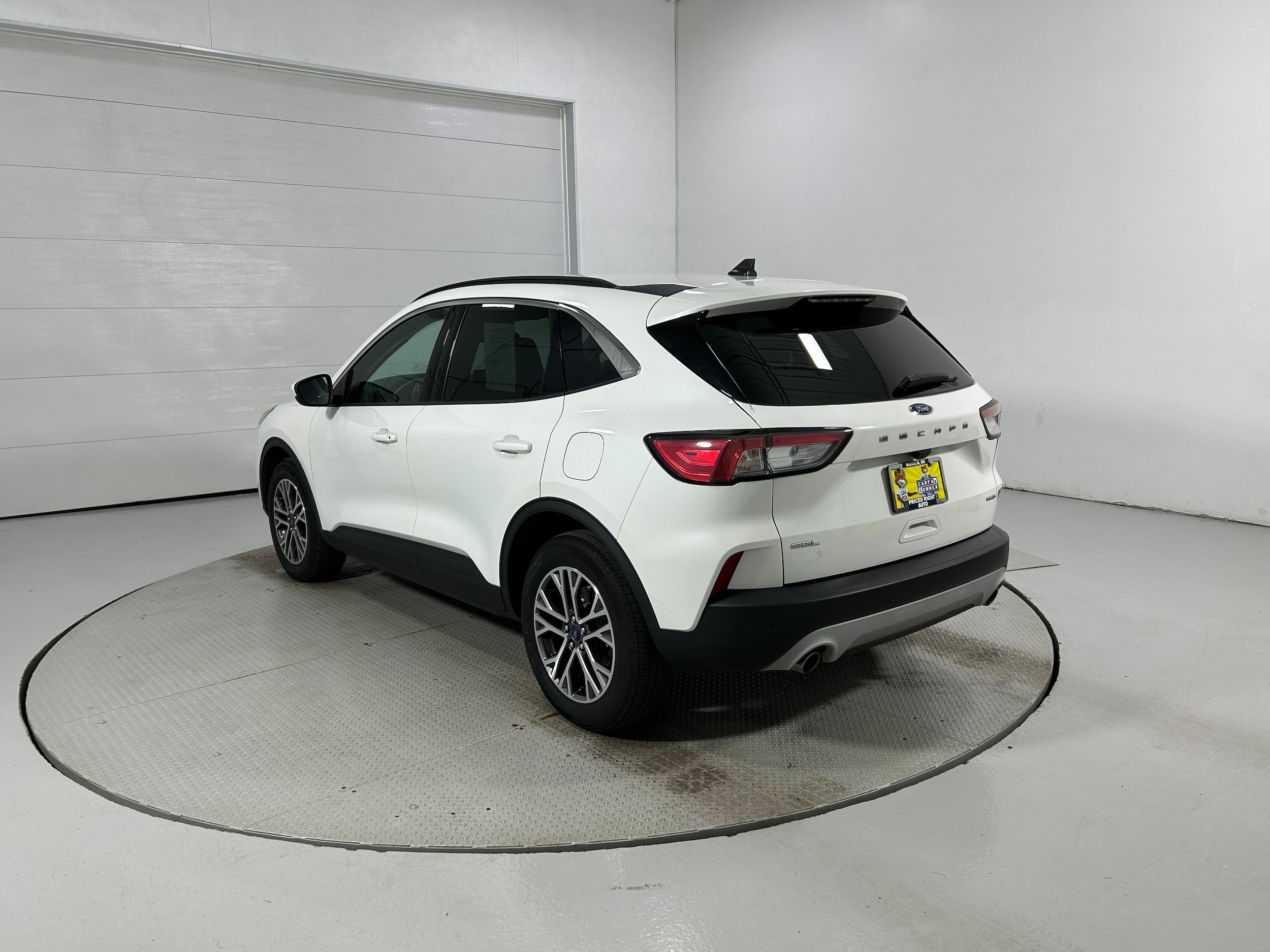 Used 2020 Ford Escape SEL AWD/4WD image 22