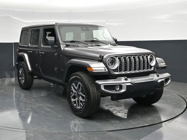 Used 2025 Jeep Wrangler Unlimited Sahara AWD/4WD image 9