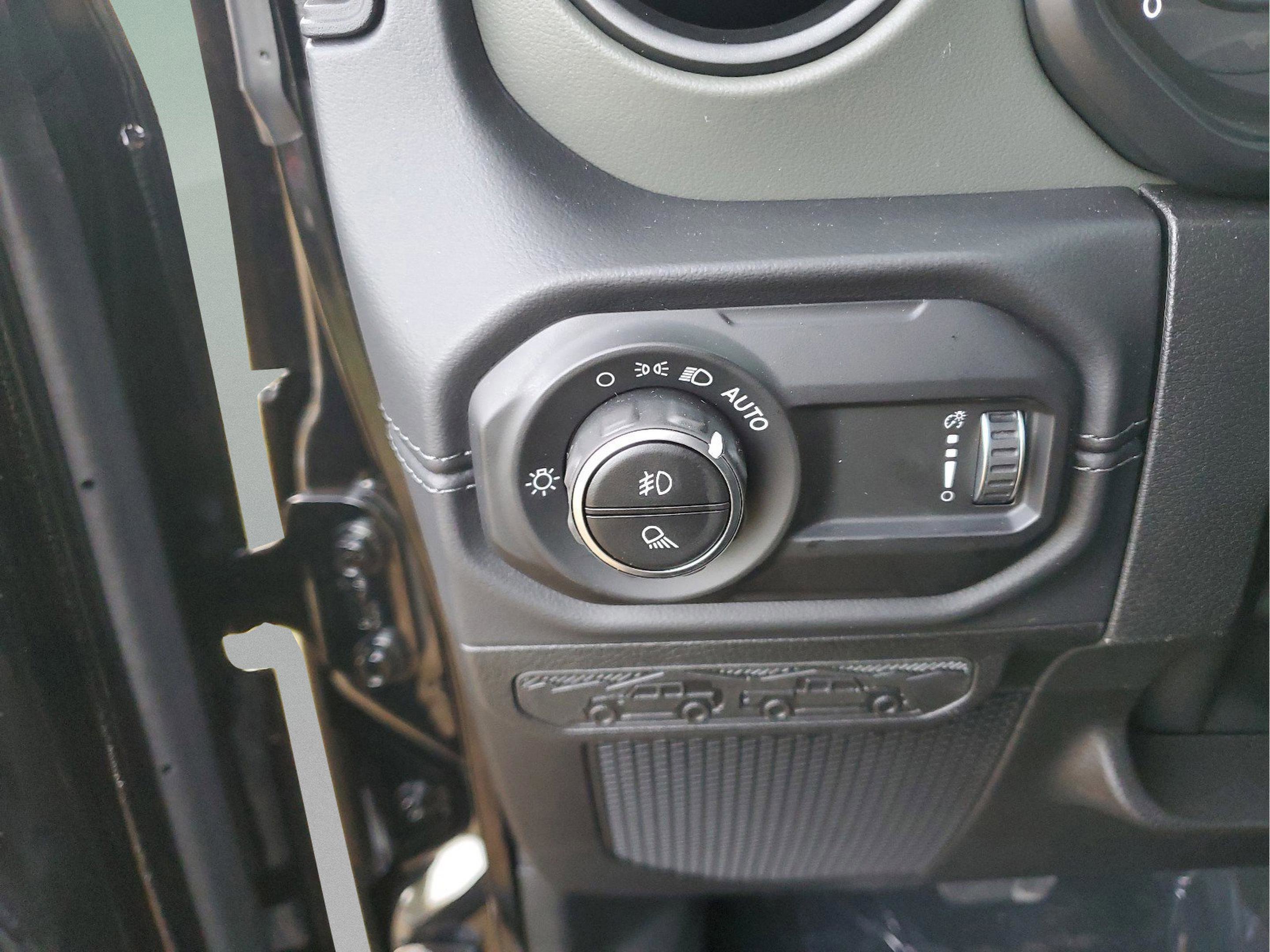 New 2026 Jeep Gladiator Mojave image 32