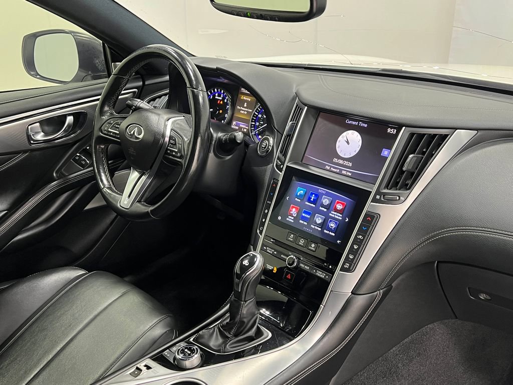 Used 2018 INFINITI Q60 3.0t Luxe RWD image 20