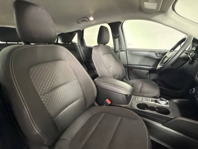 Used 2025 Ford Escape Active FWD image 30