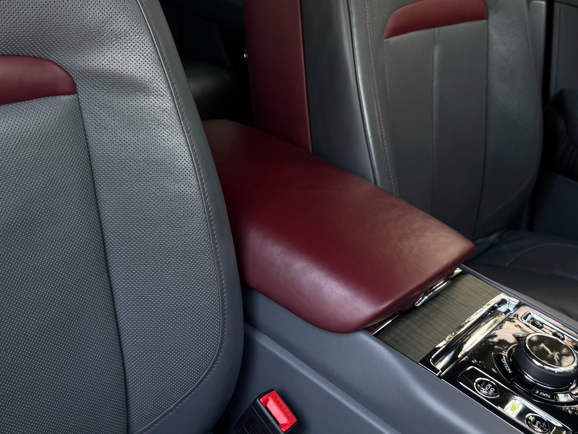 Used 2020 Rolls-Royce Cullinan 335K MSRP!! image 29