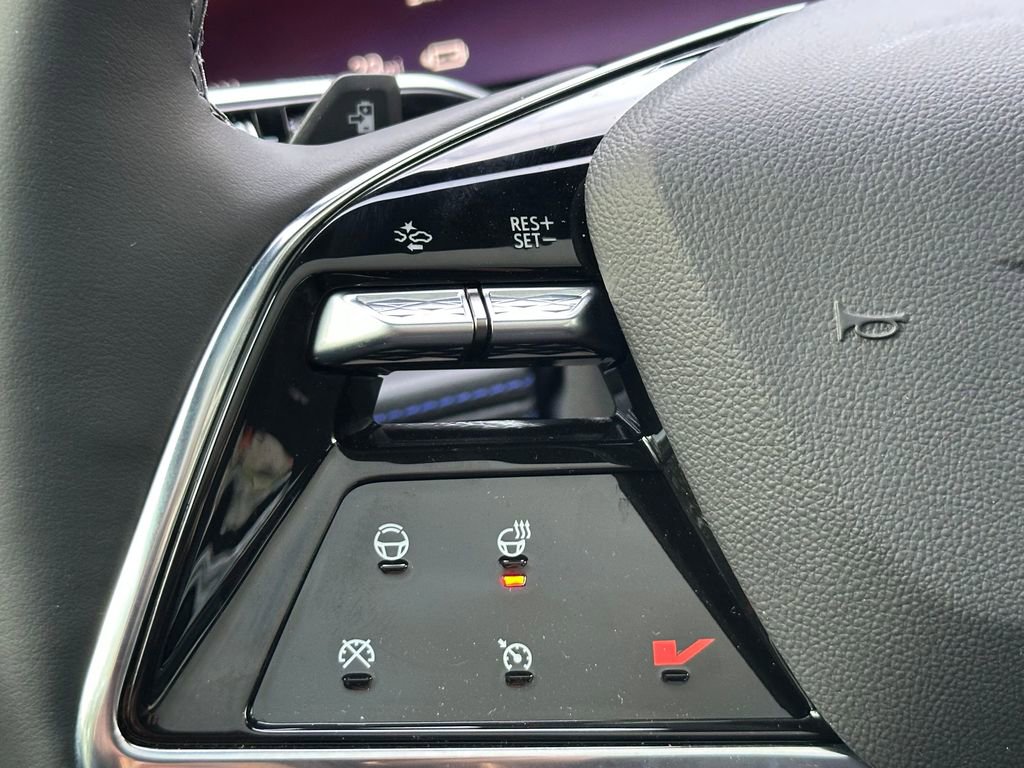 New 2026 Cadillac Escalade IQL Luxury AWD/4WD image 35