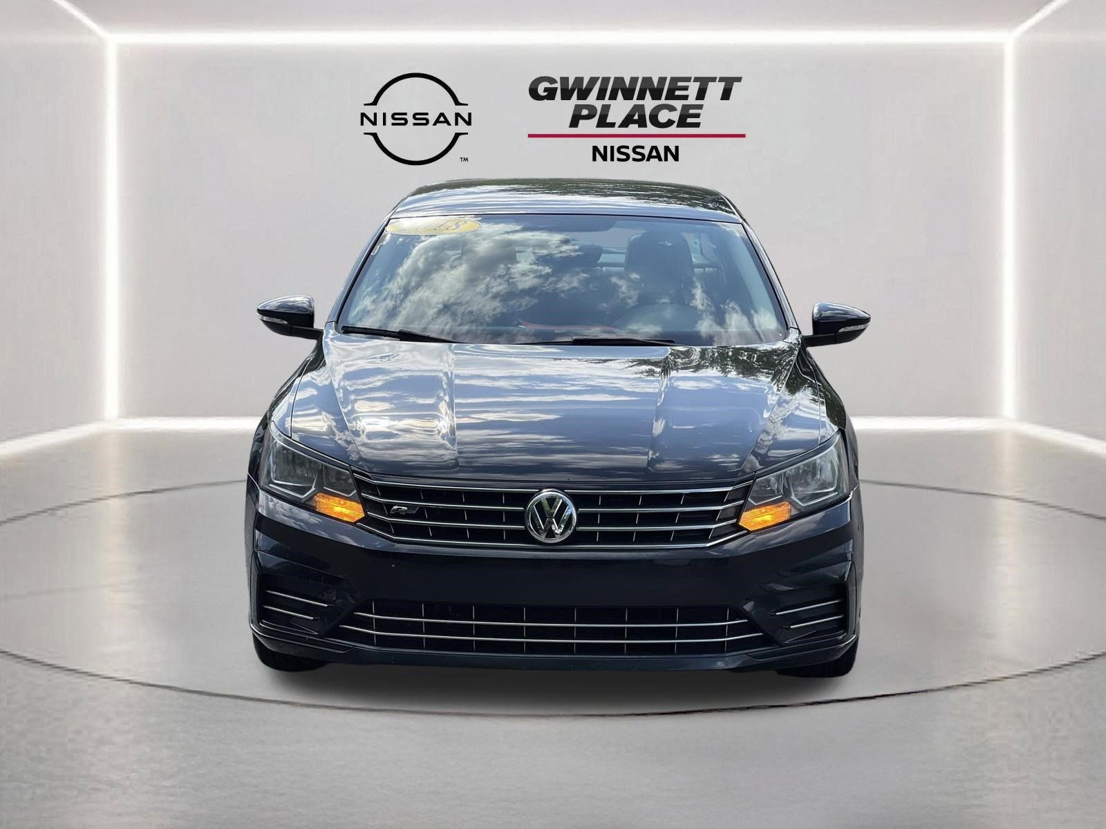 Used 2018 Volkswagen Passat 2.0T R-Line FWD image 27