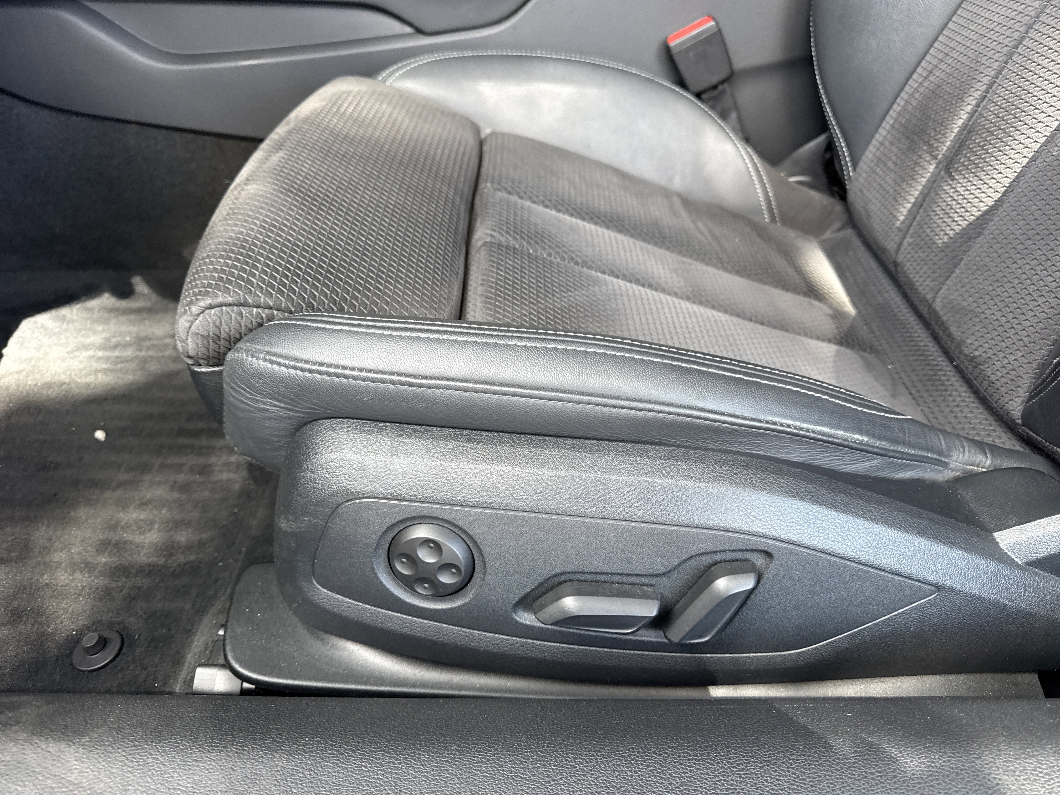 Used 2021 Audi A5 2.0T Premium Plus w/ Premium Plus image 38