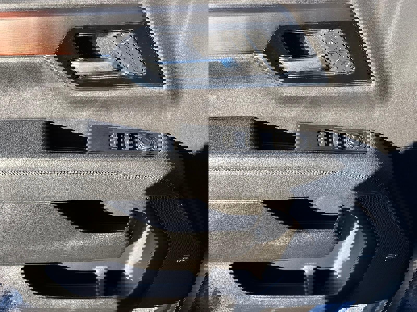 Certified 2025 GMC Yukon XL Denali image 13