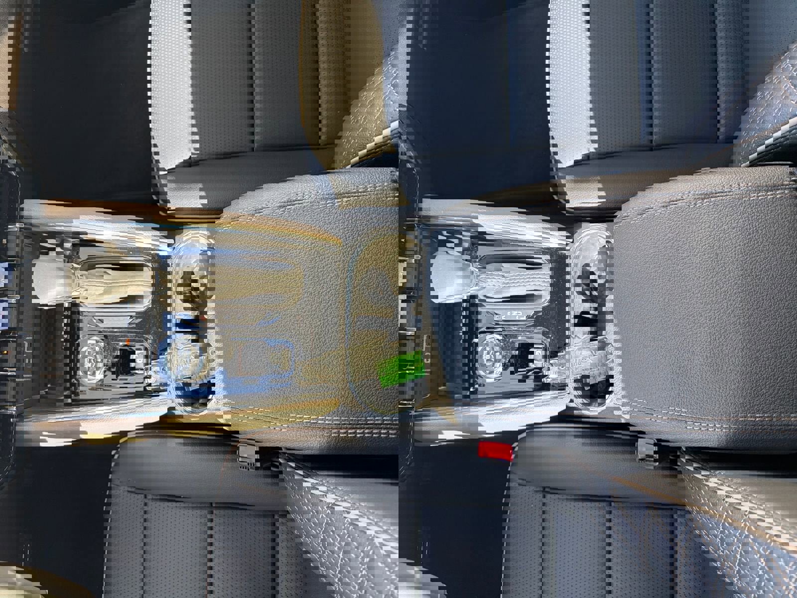 New 2026 GMC Canyon Denali image 27