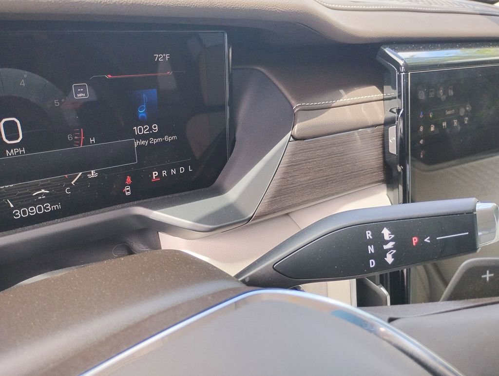 Used 2024 GMC Acadia Denali FWD image 21