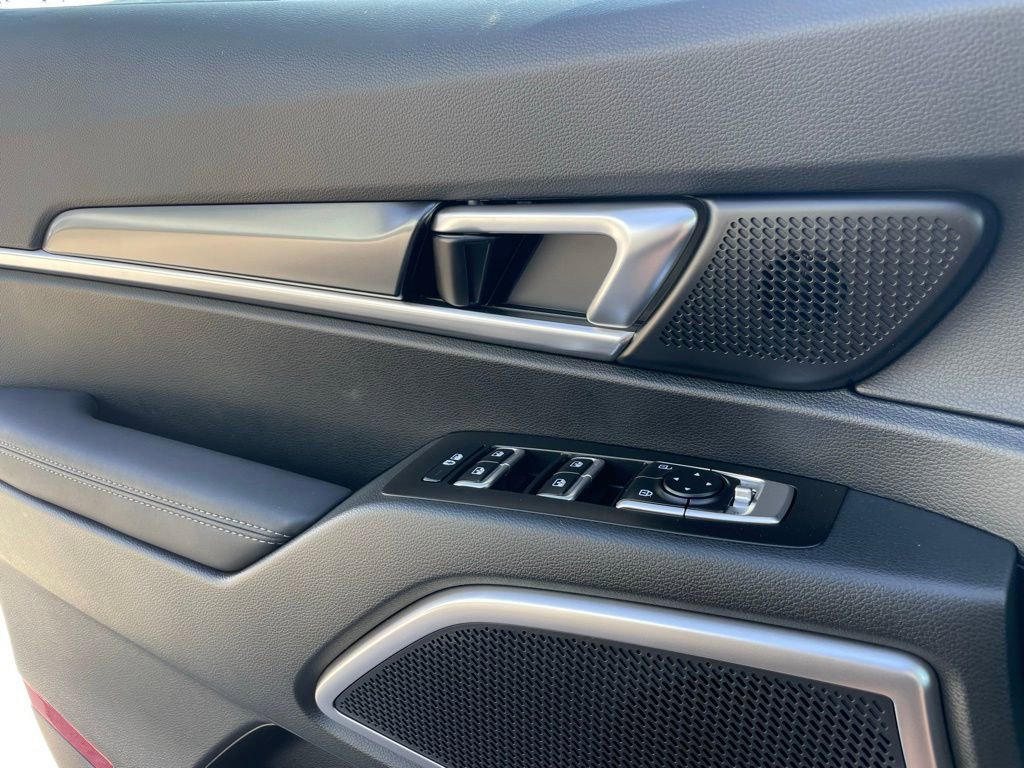 New 2025 Kia Telluride S image 19