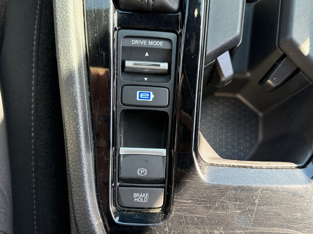 Used 2024 Honda Accord Sport image 43