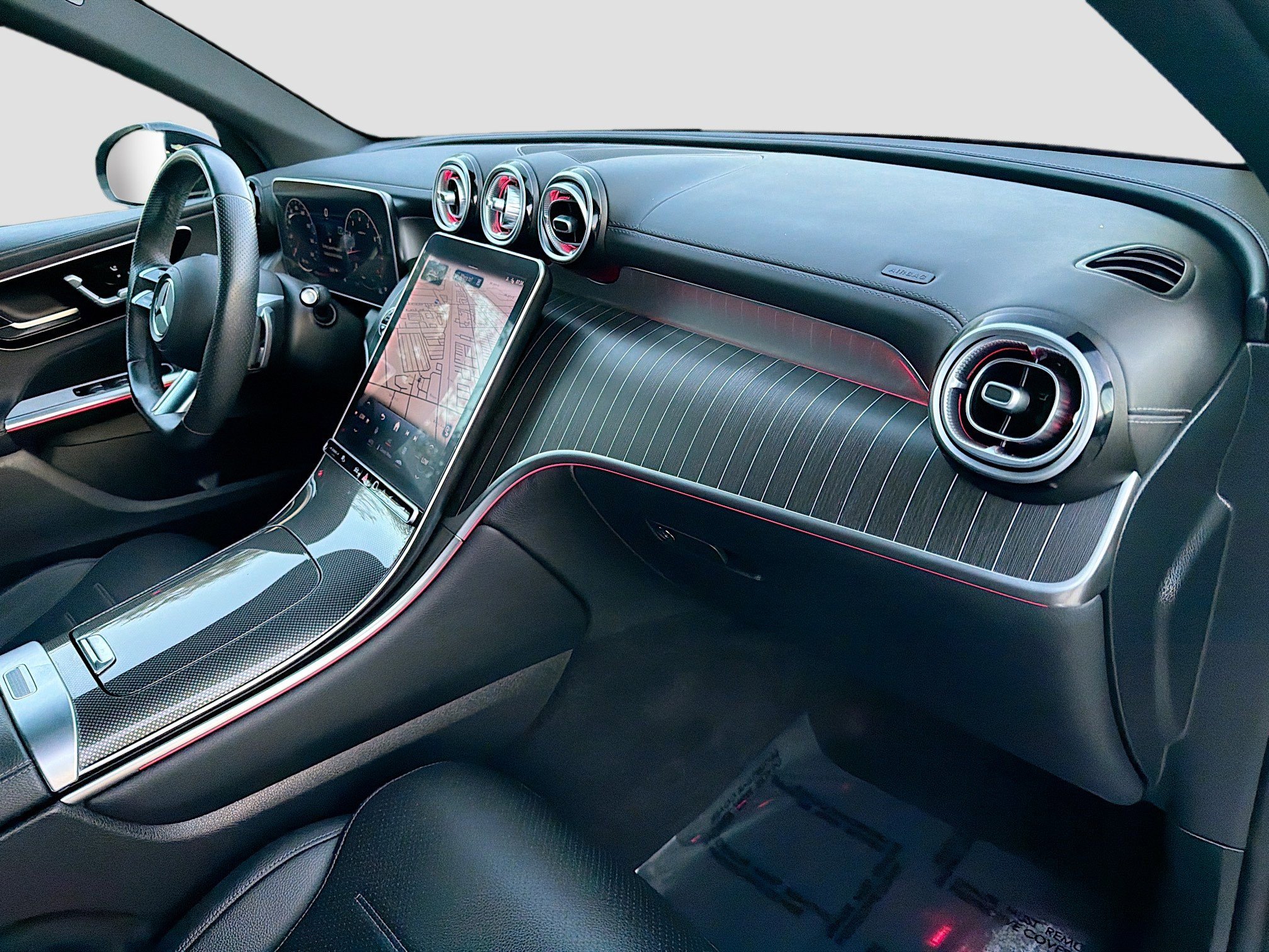 Used 2023 Mercedes-Benz GLC 300 image 32