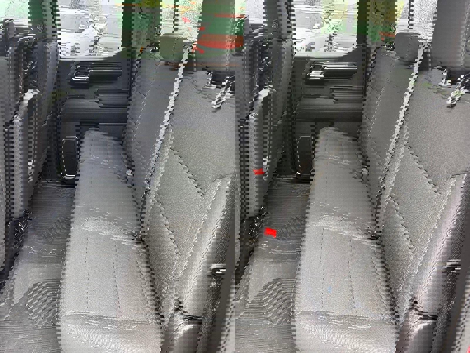 Used 2024 Chevrolet Silverado 1500 LT image 6